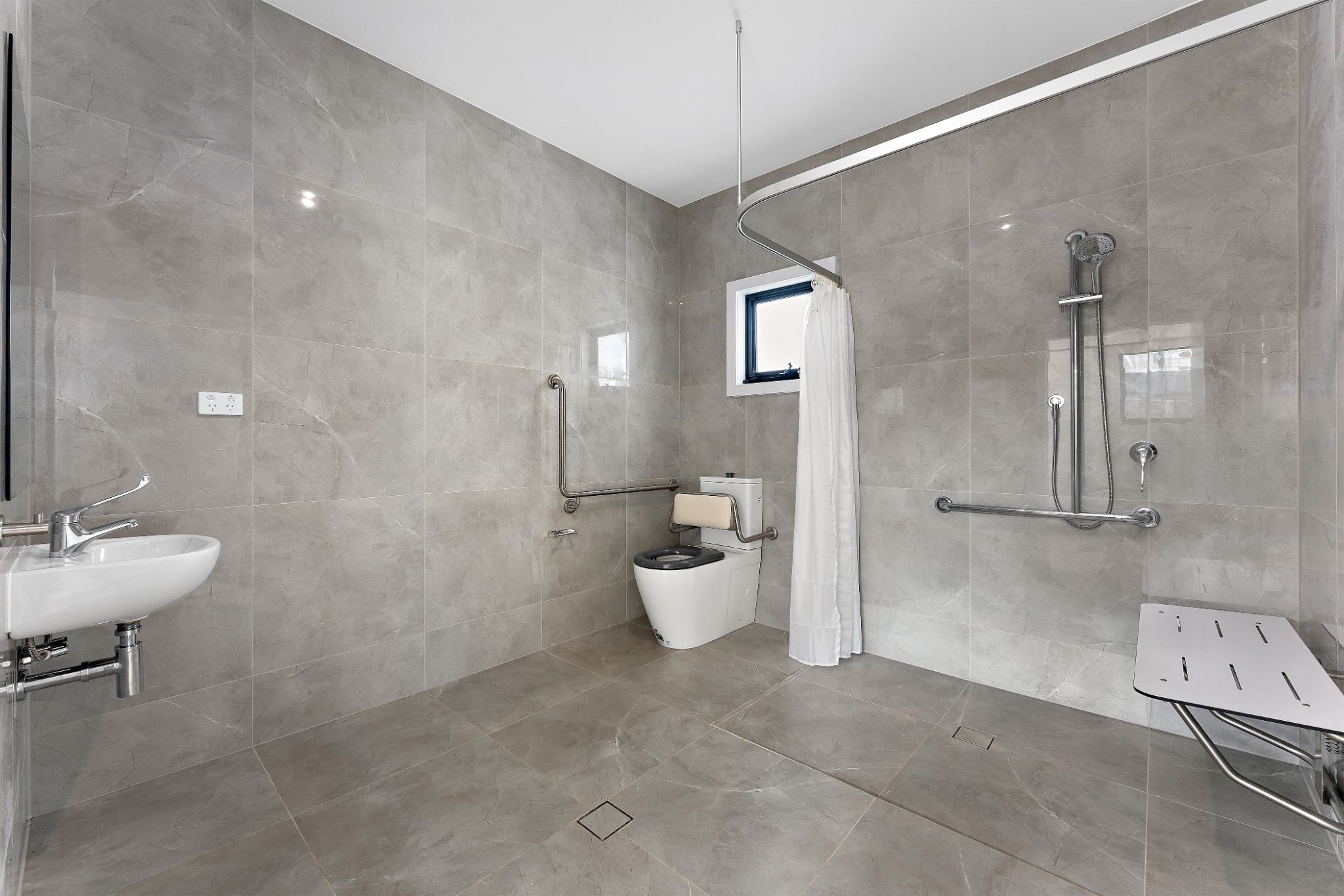 Bath2