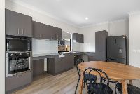 004 Open2view_ID971176-13A_Wyndham_Street__North_Toowoomba