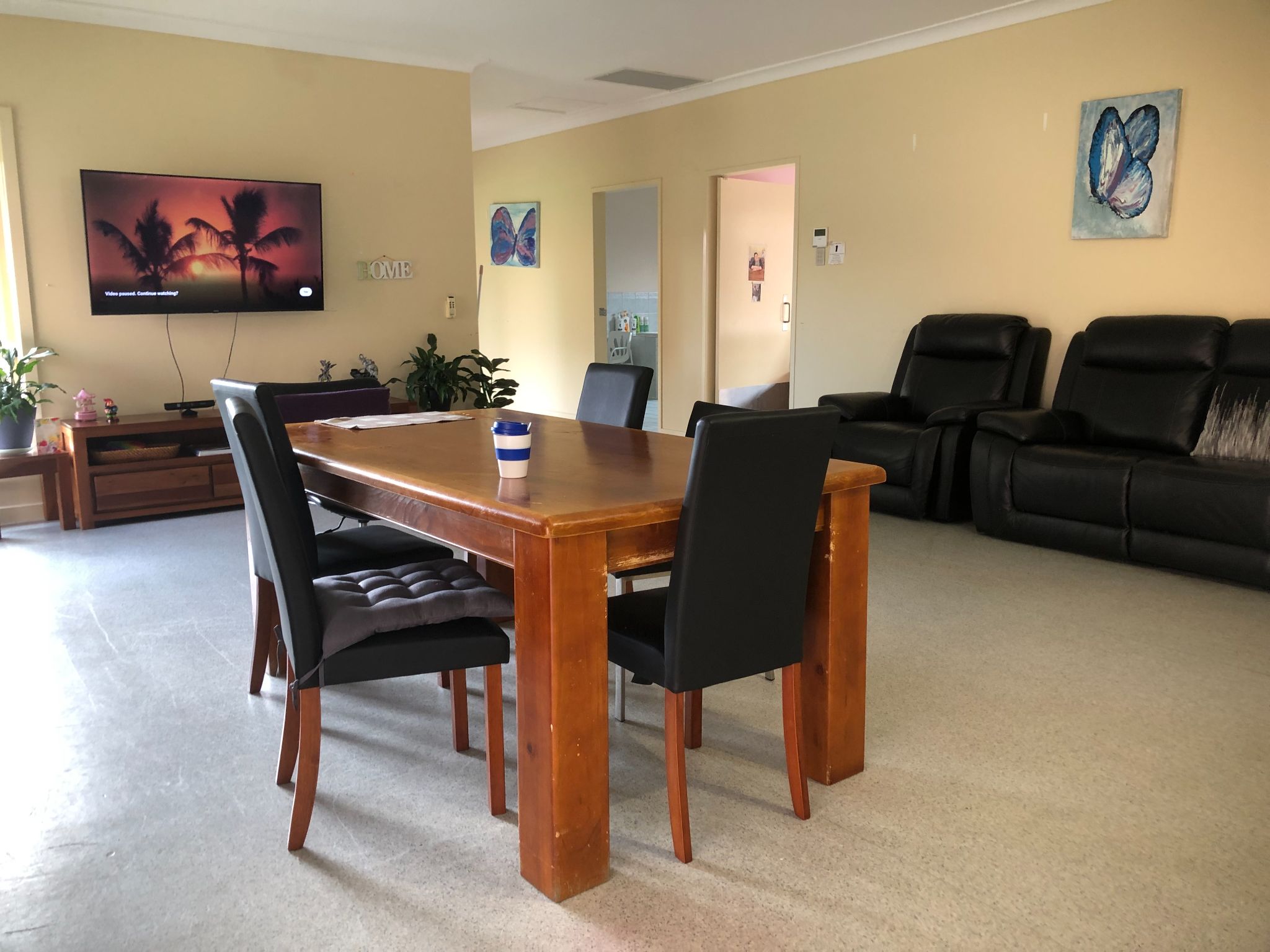 Lounge 2
