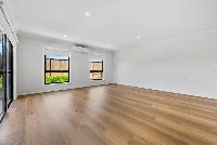 007 Open2view_ID861056