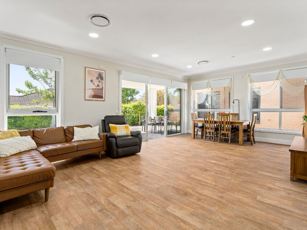 Shortland (20330)_Living & Dining