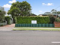 Short Term Accommodation Respite Dee Why-Grevillia_Image 03_Front 1.3