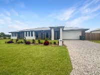 Hervey Bay-Eli-Waters-SIL-House front