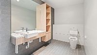 norwood green_bathroom_1