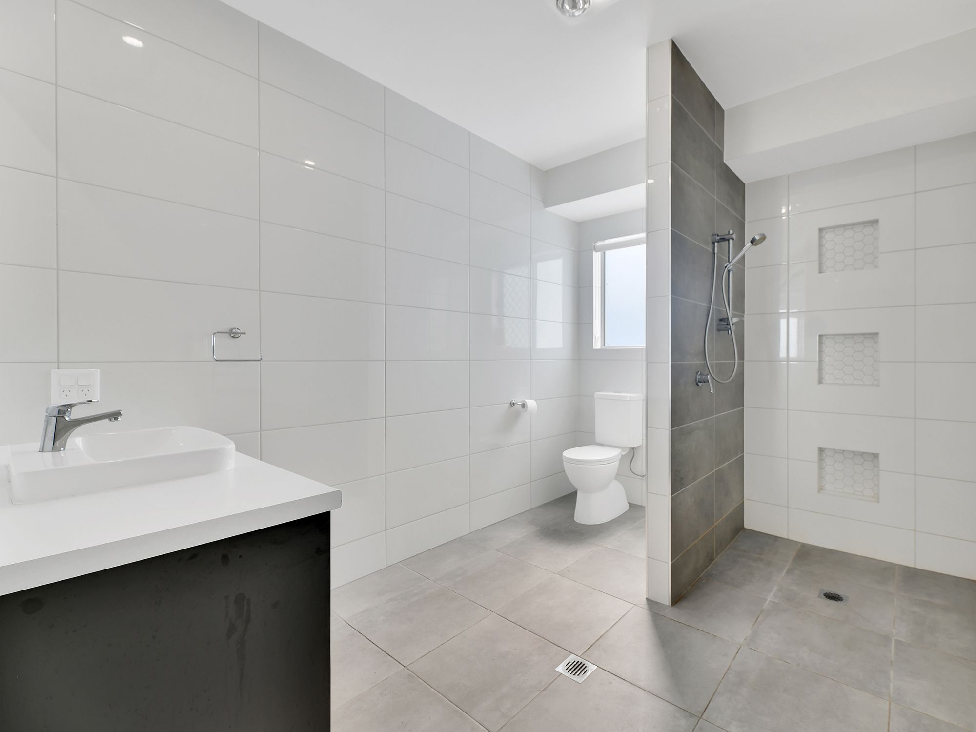 9 Roselea Ave 32 - Ensuite 1