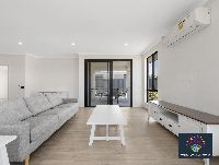 25 R6II5398