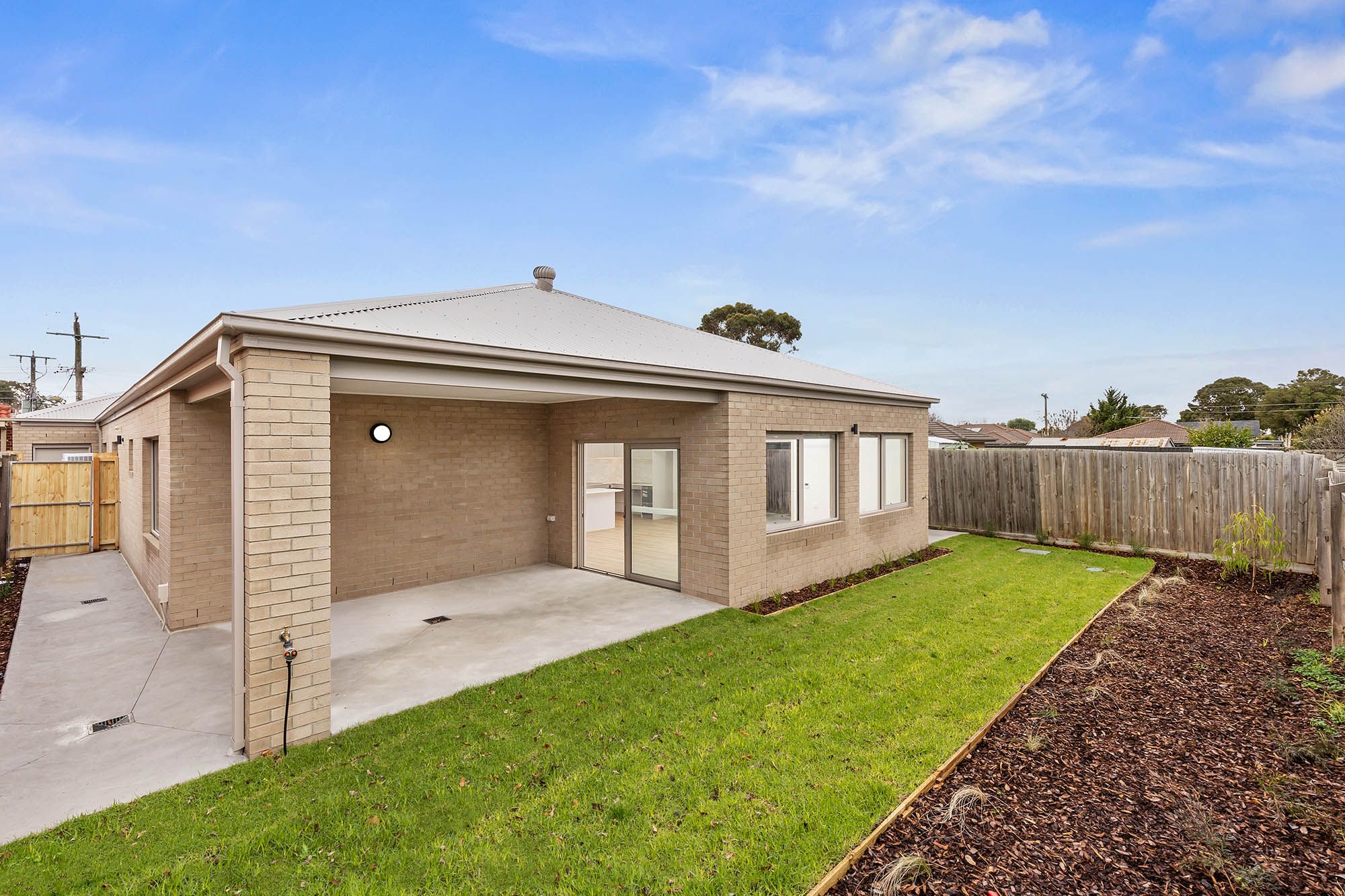 Freda Unit 2 Backyard 1 LR No Logo
