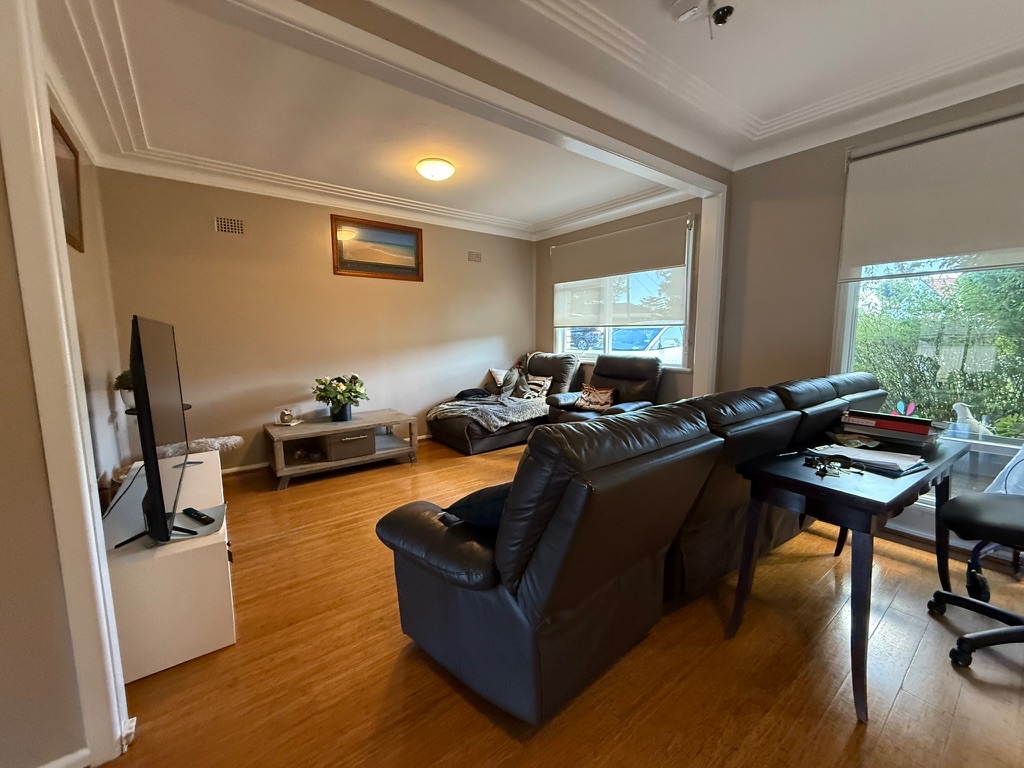 Living room 1