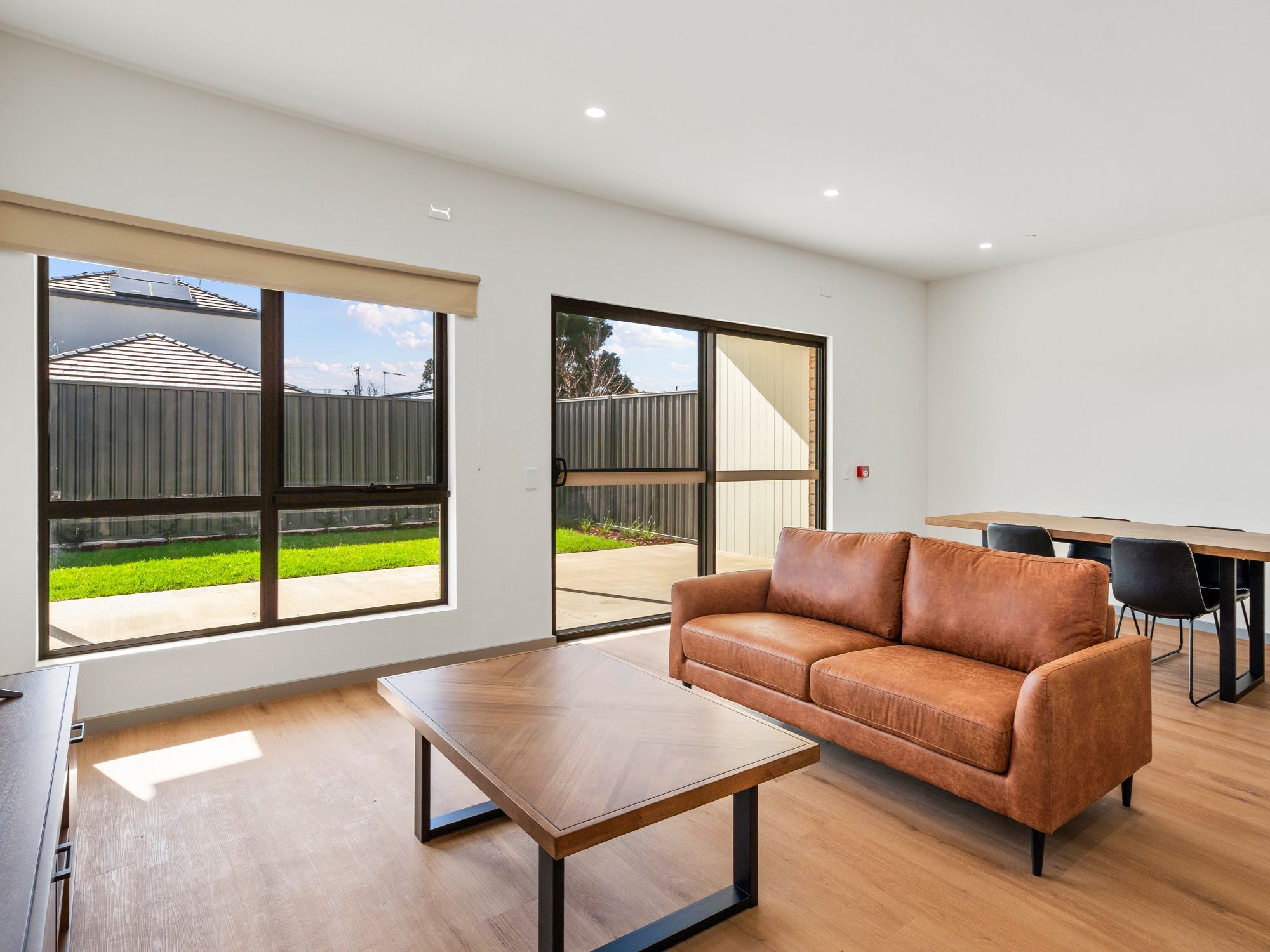 Nixon Living Dining Alfresco HR No Logo
