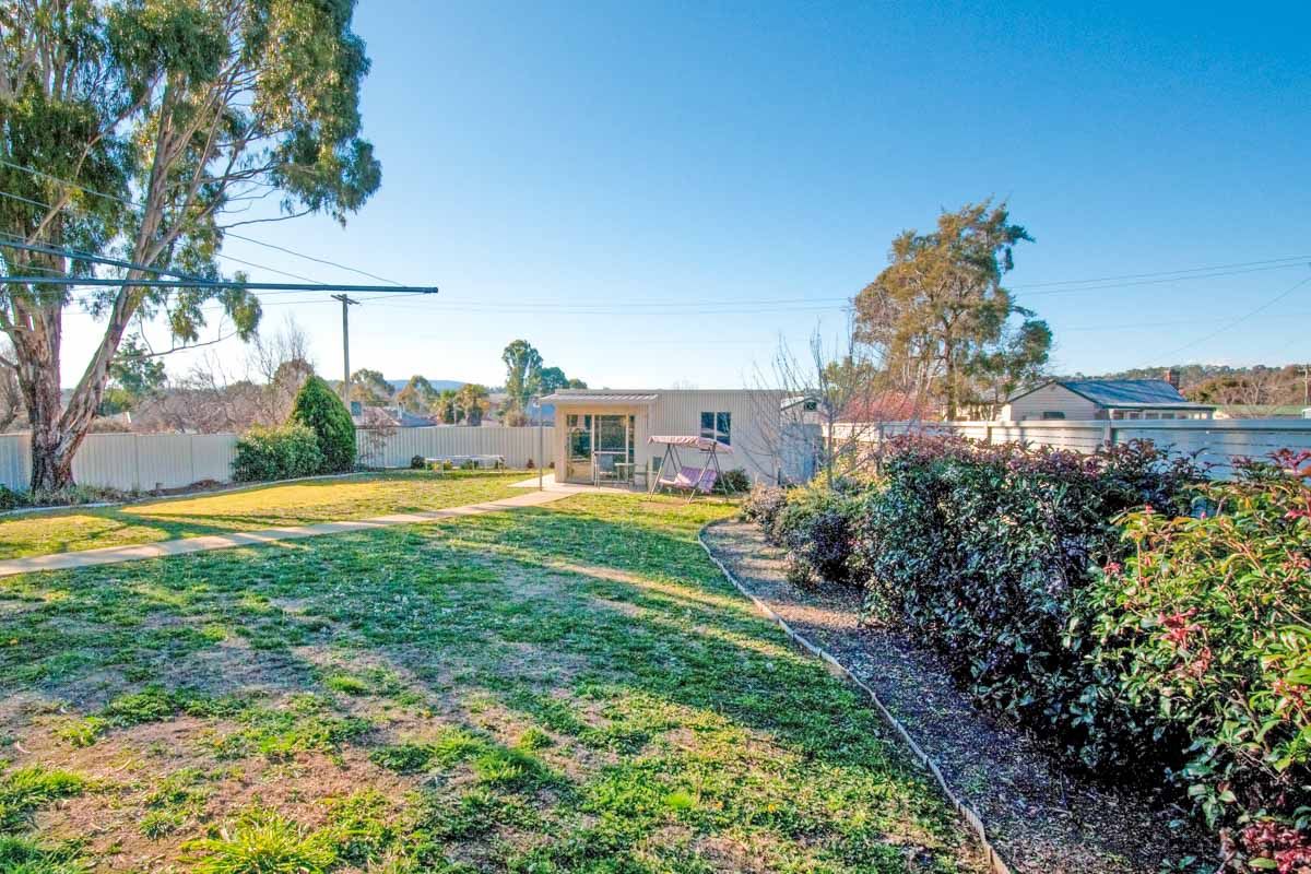 Rusden Backyard and Games House Web1200x800