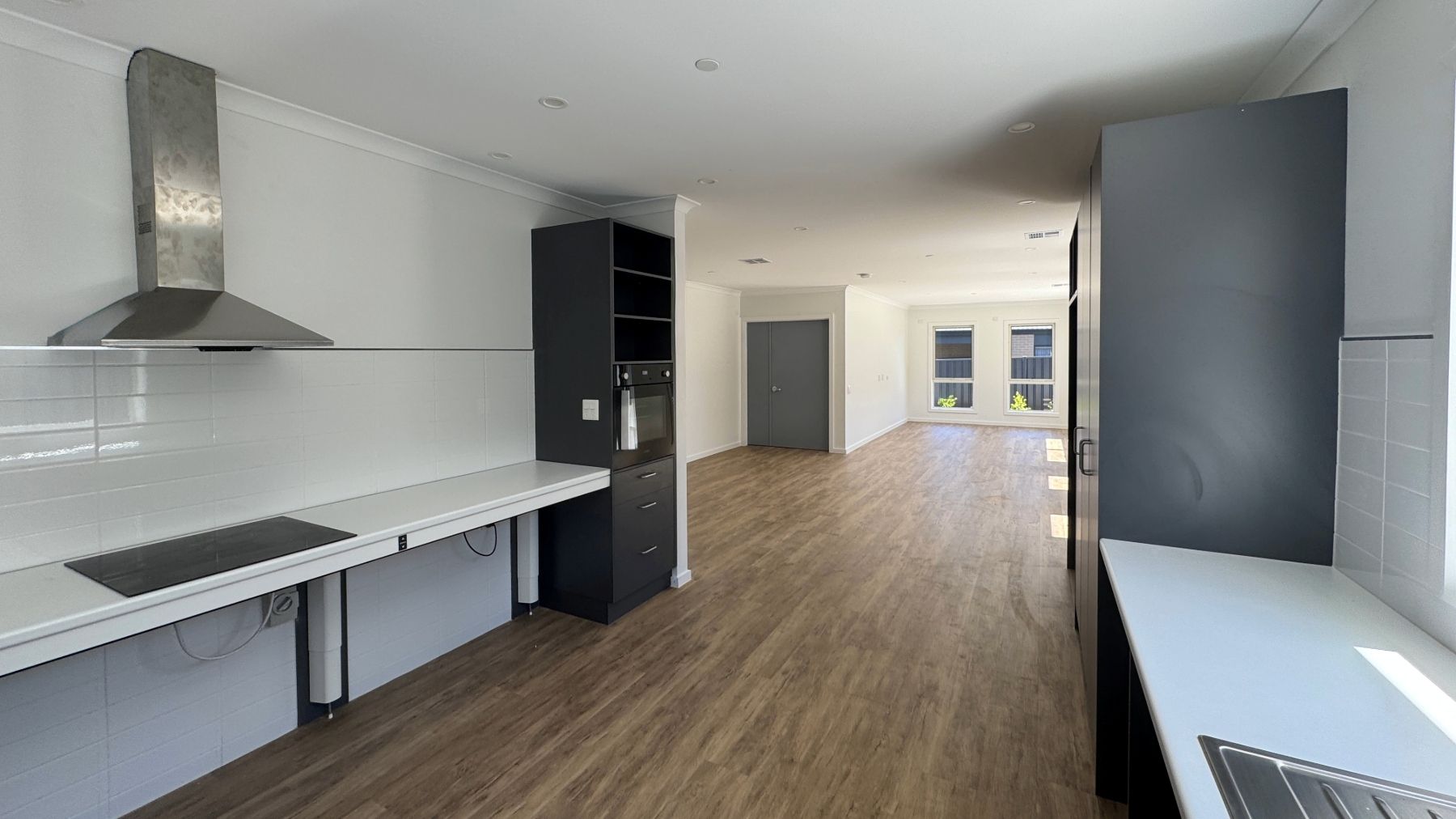 Kitchen Dining Space (1)