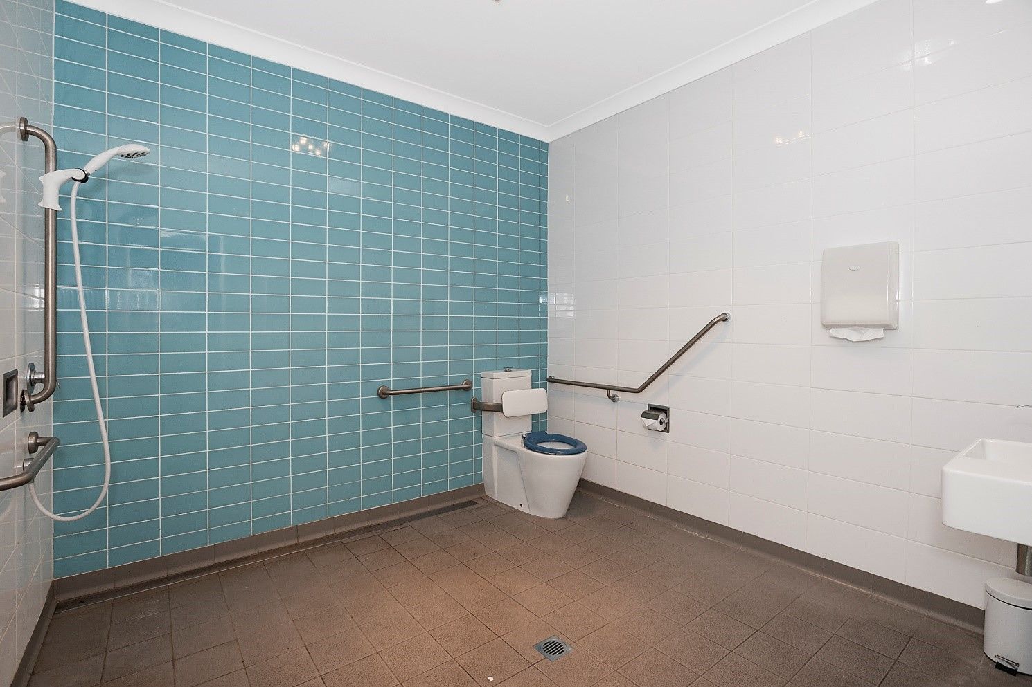NSWSYD D Bathroom