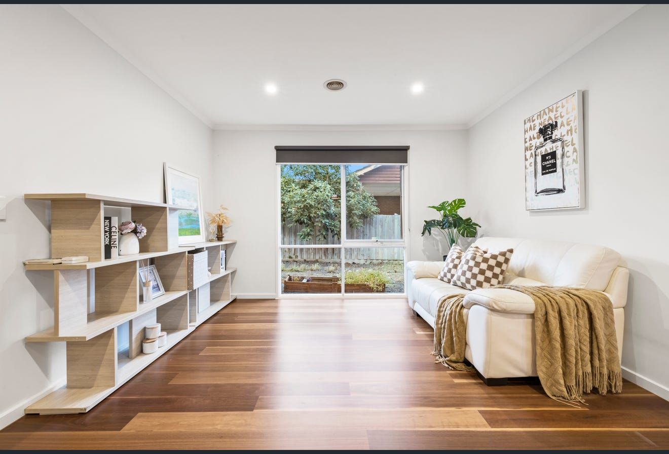 2 Living area