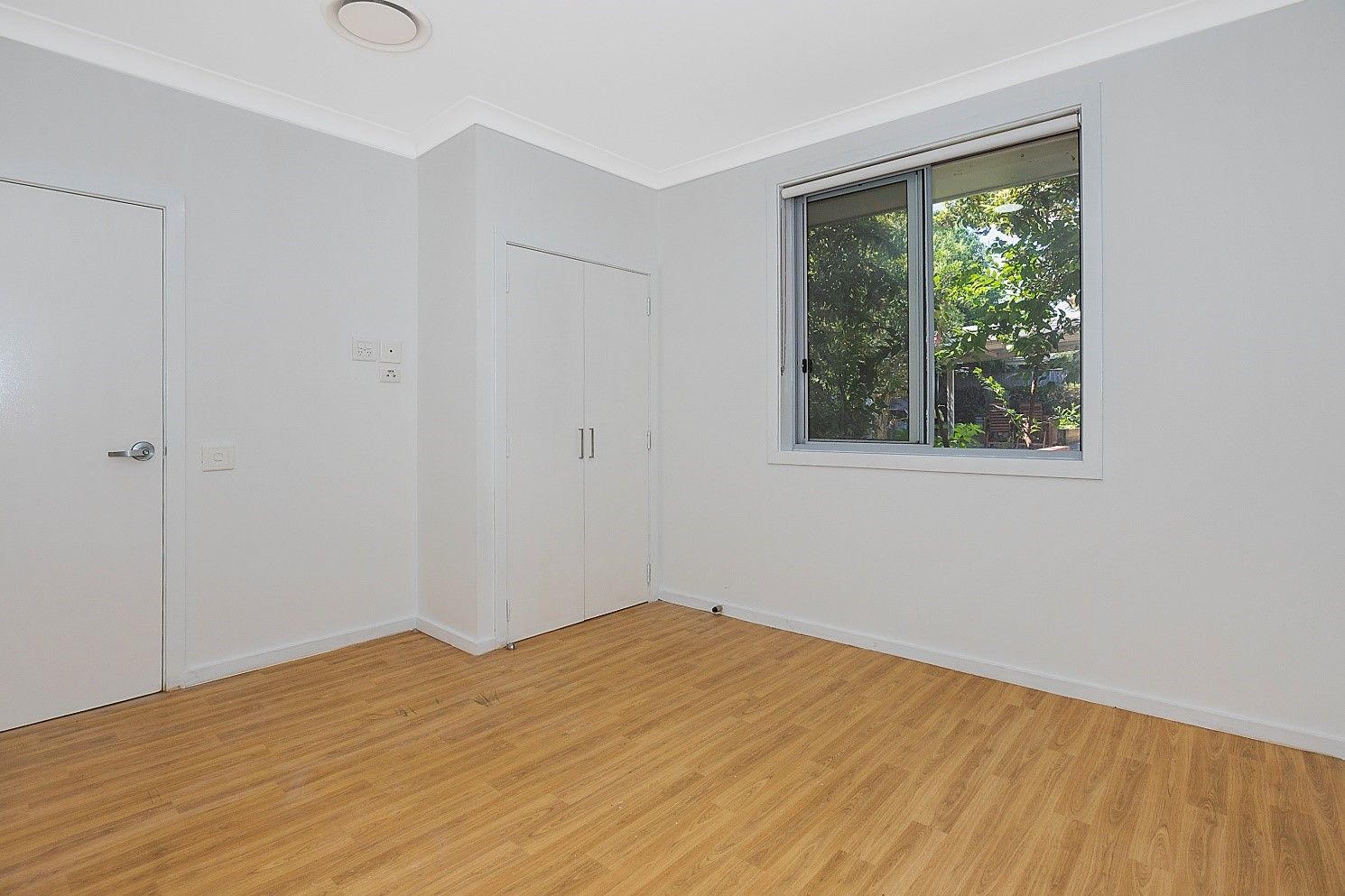 NSWSYD D Bedroom
