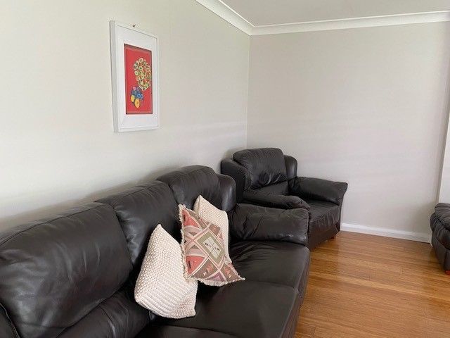NSWHUN S Loungeroom Villers