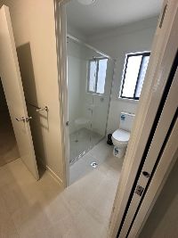 share bathroom