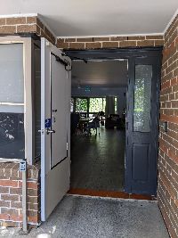 PXL 20250411_020329857a