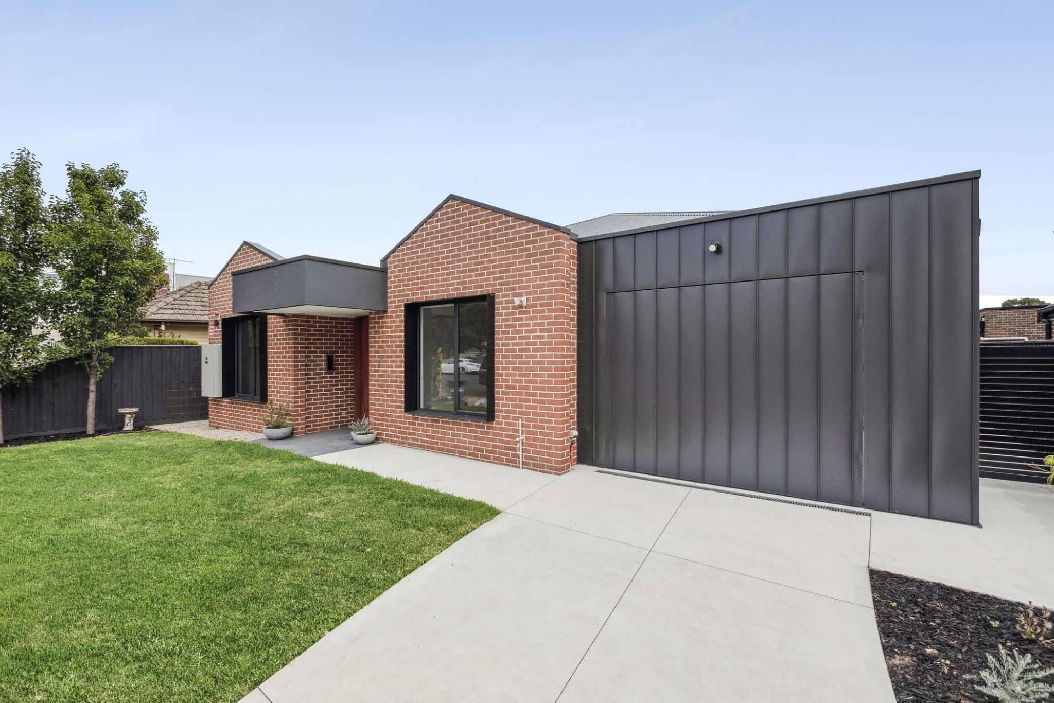 web 1737579537389_bwrm-07