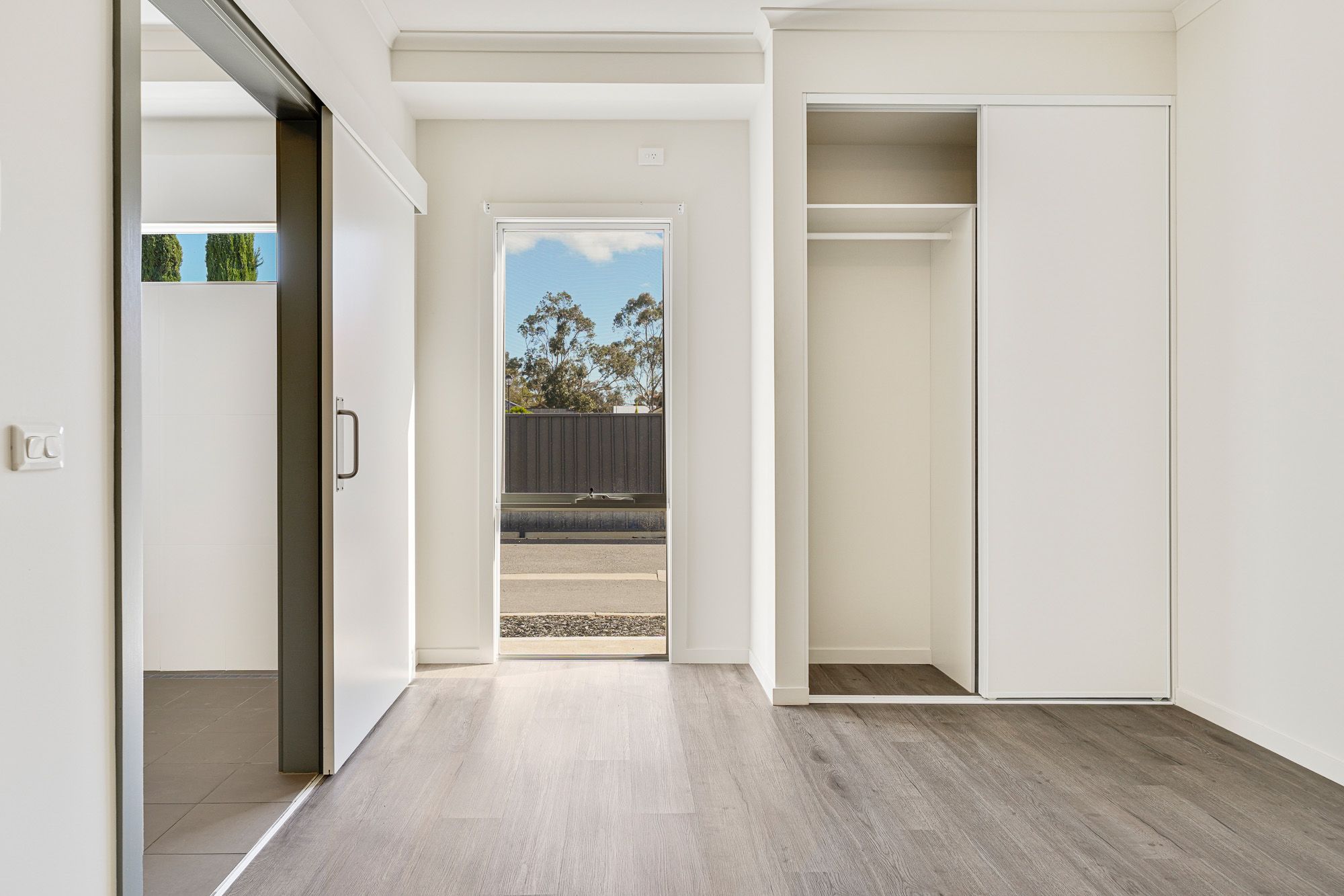 6 56 Hillier Rd _ Photogram Hub _11