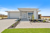 7539AUR  PROFESSIONAL PHOTO - LOW RES 1) 20250919113733139