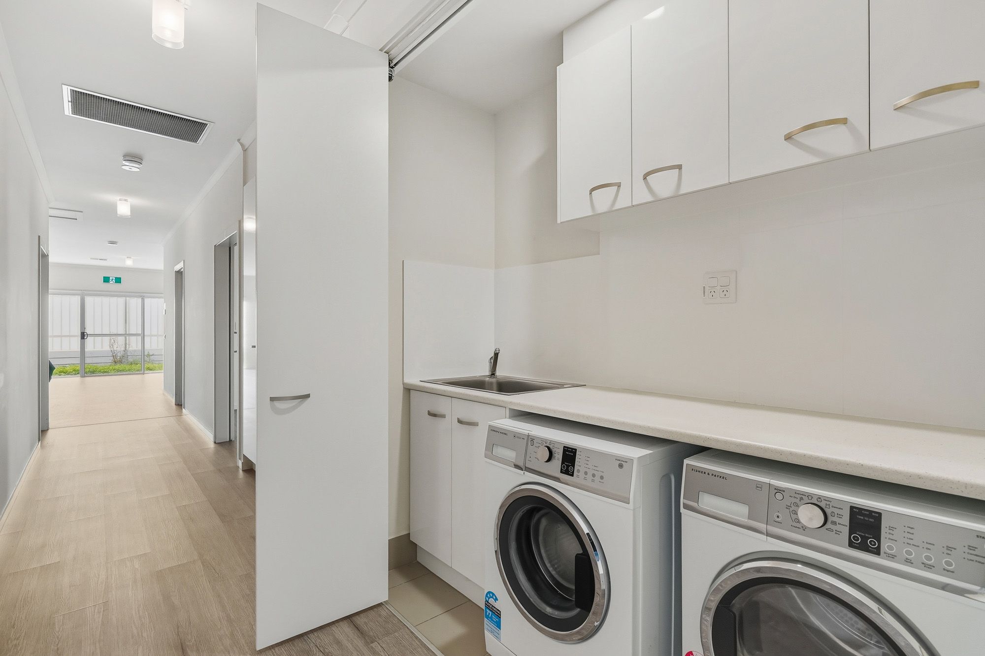 14 Barnabas Cres   Photogram Hub _22