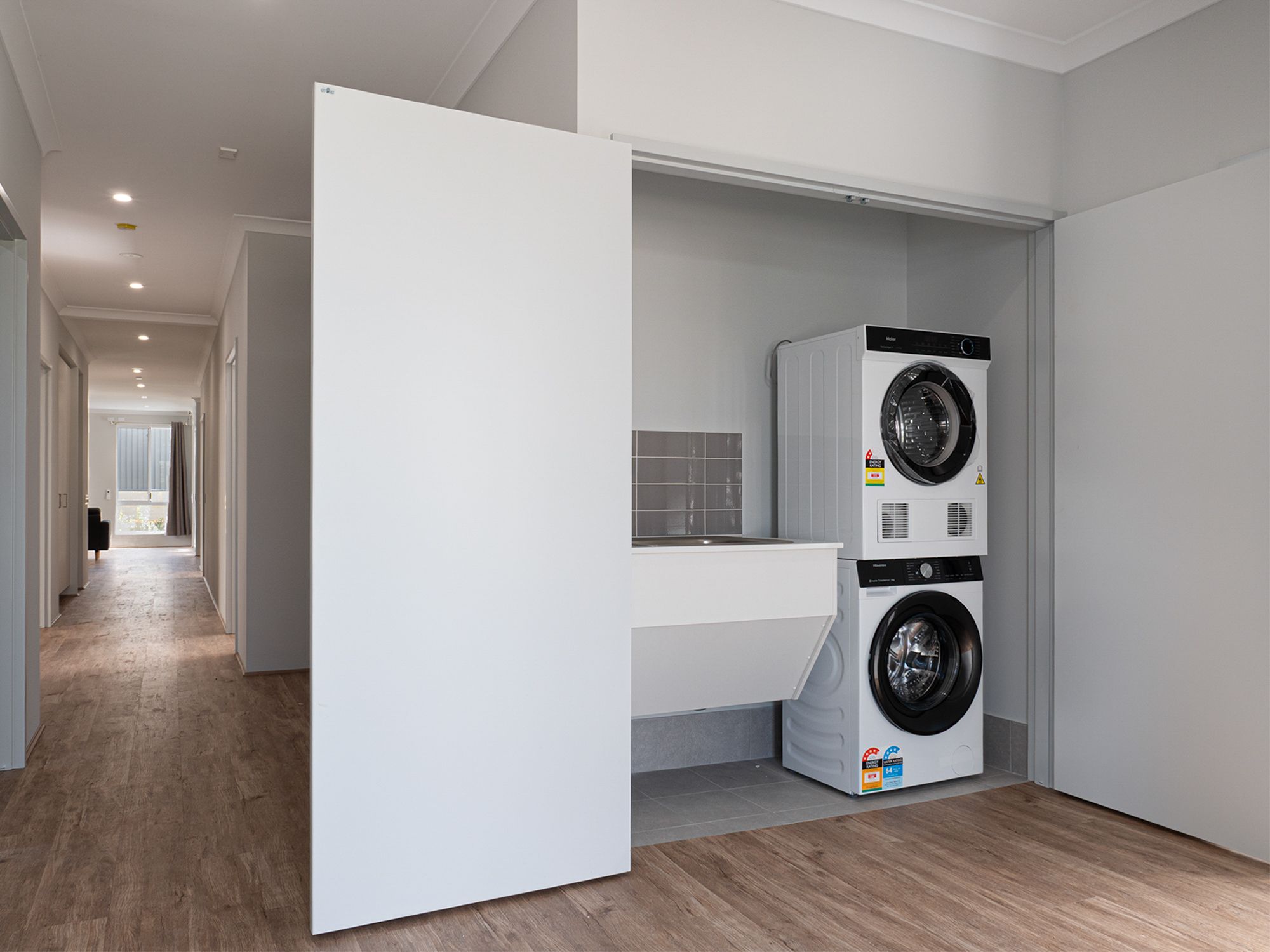 03 Laundry room Edit