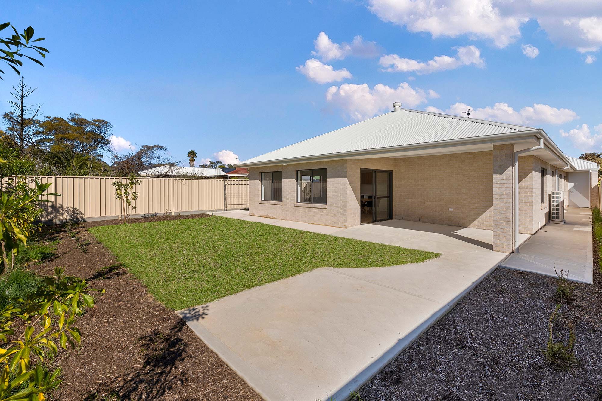 Shipton   Dwelling 1 Backyard and Side Path LR No Logo