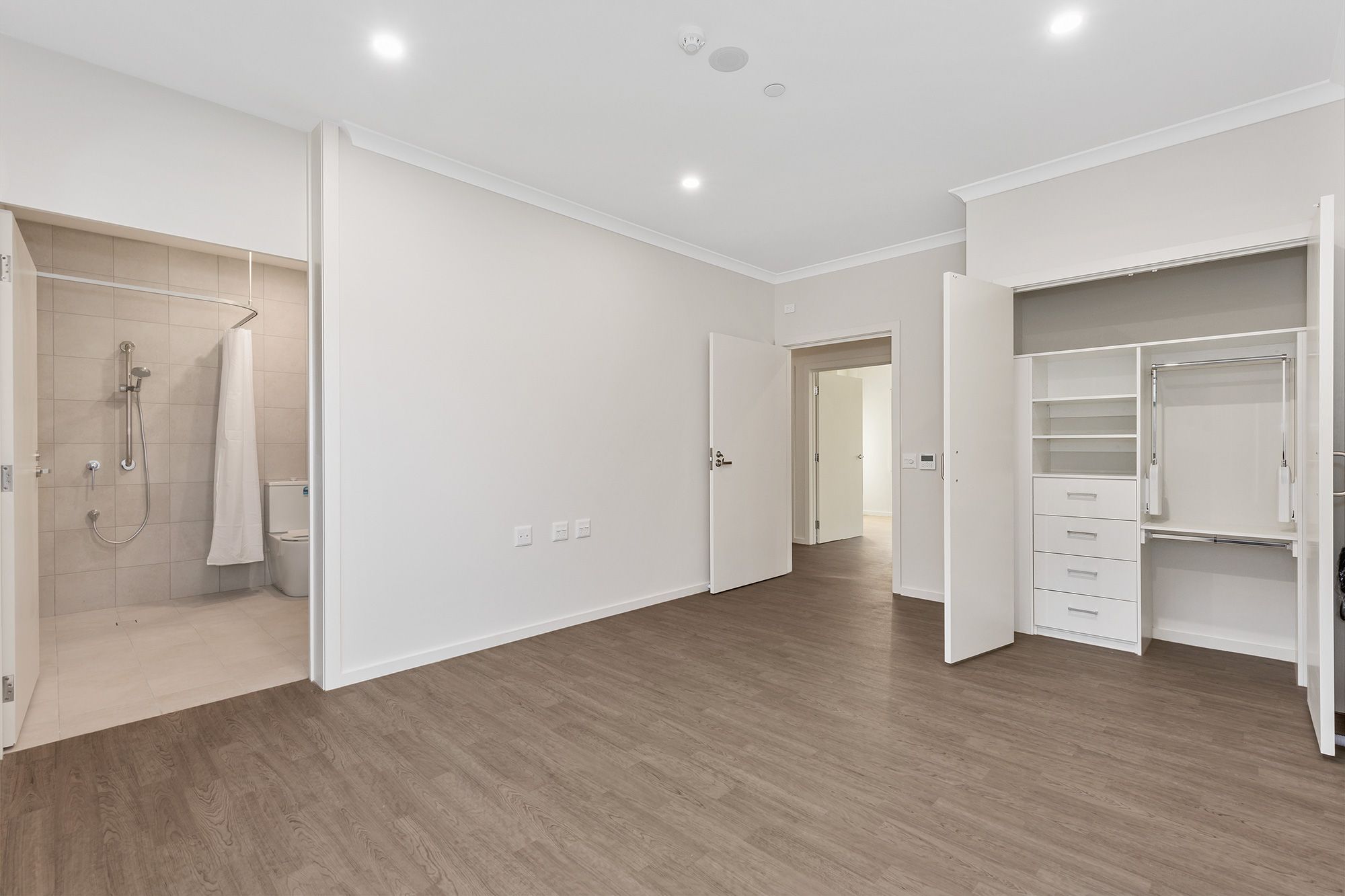 Jillian  9) - Bedroom 5 LR No Logo