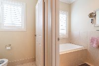 AA Jeremie Moroney_09