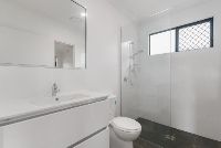 Gorari St 16   Bathroom