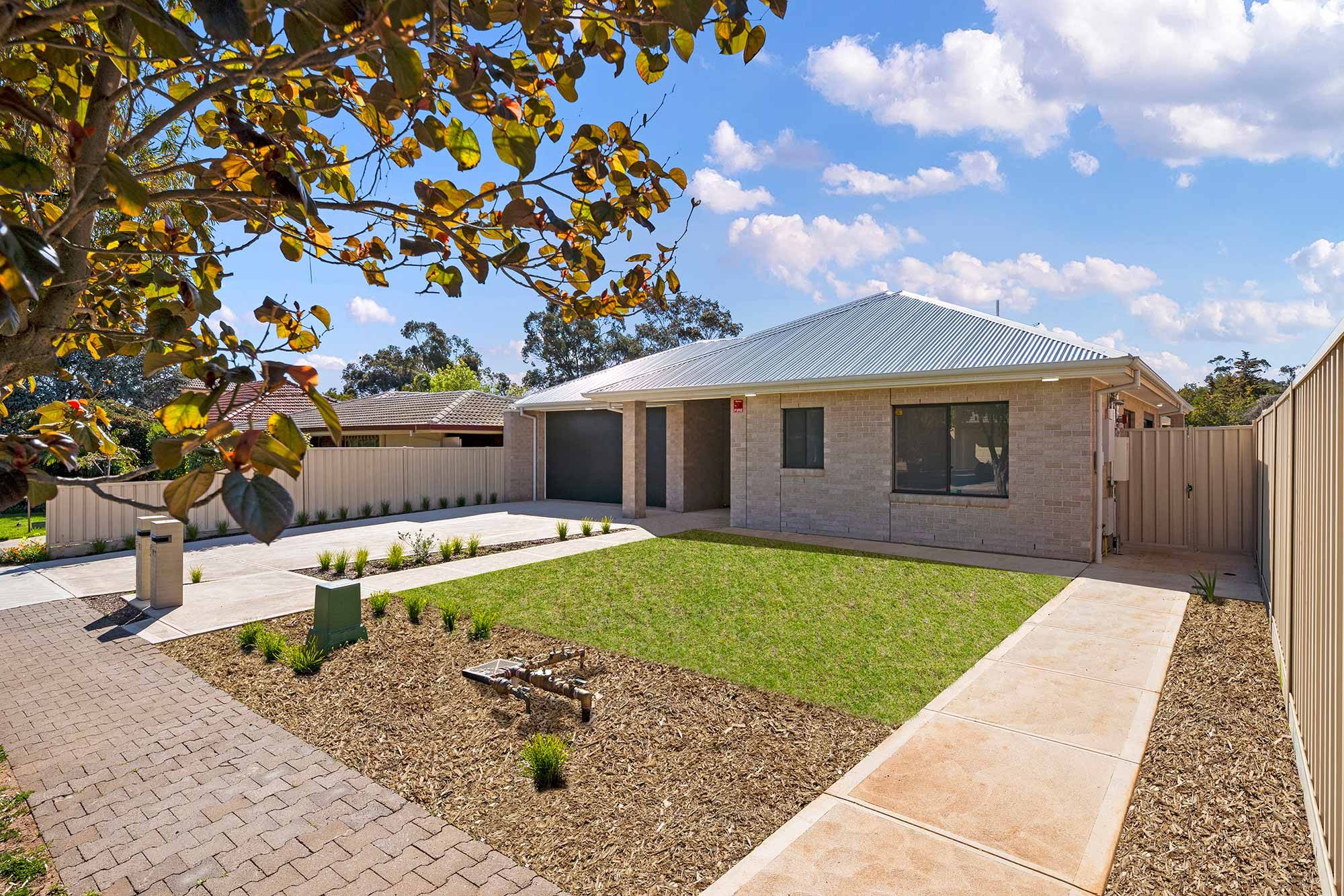 Shipton   Facade 3 LR No Logo