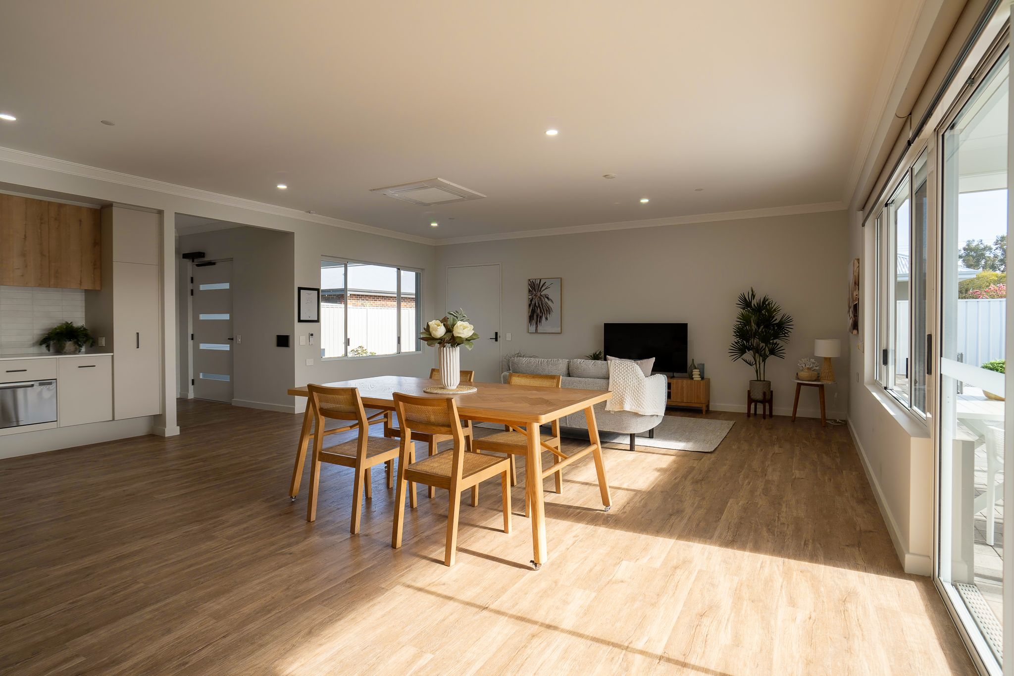 39 Broadway_BASSENDEAN_WA--2