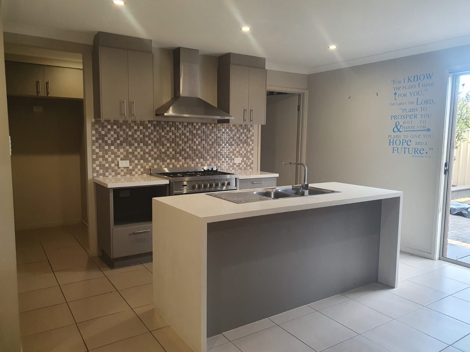 a40022f0 06cb-4fc6-a0c6-5432704e5d9f