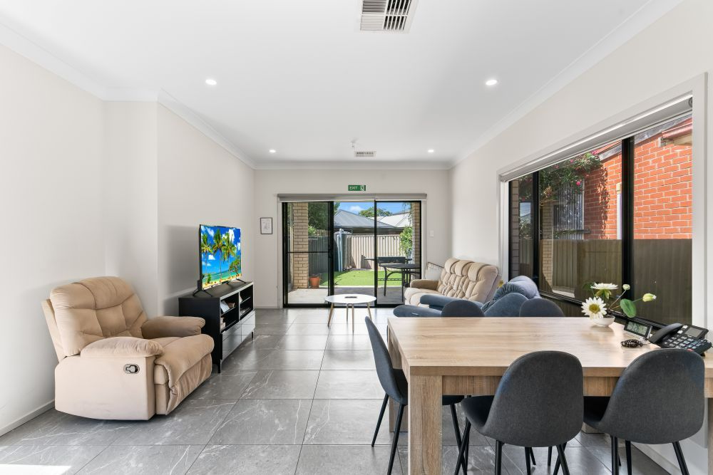 rweqnmhu5kwiu4wyms1q  1)