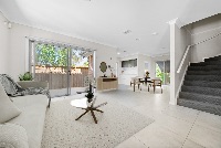 caremetaz  21 of 63) staged