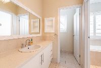 AA Jeremie Moroney_08