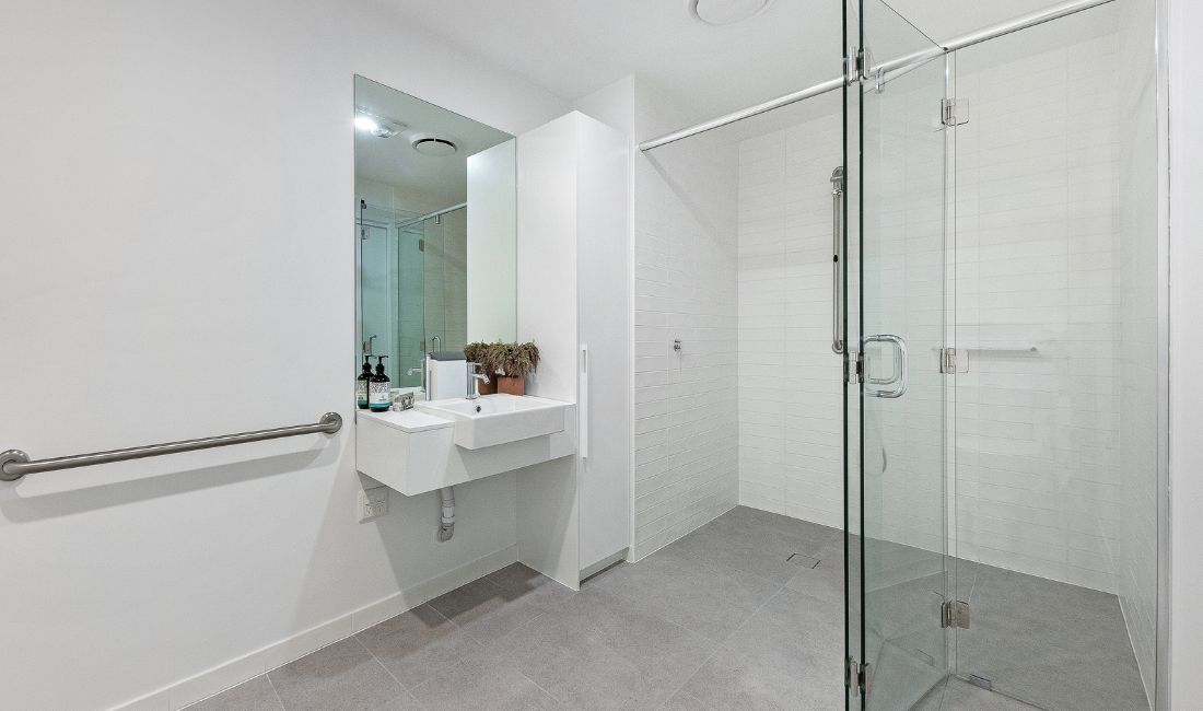 penny place_bathroom