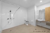 Apollo SDA Bun-C HPS bathroom r