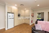 LR 20230113-187 Freemans Dr-005_large