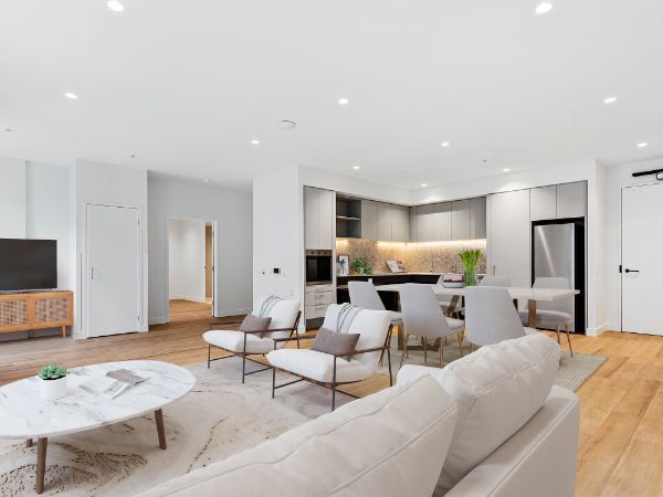 002 Open2view_ID922982-501_348_Macaulay_Road