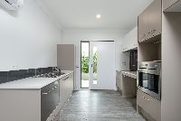 17A Boundary St Beaudesert kitchen 2