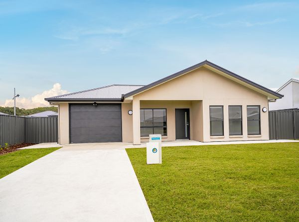 Mt Gambier 08_Ext_01_crop_Small Size