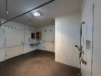 1 52 Foster Street - bathroom 7