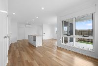 002 Open2view_ID990157-2_11_Ewan_Cres_Kearney_Springs