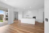 003 Open2view_ID990157-2_11_Ewan_Cres_Kearney_Springs