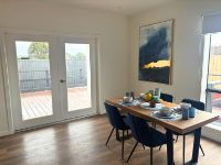 Dining Table2-768x576