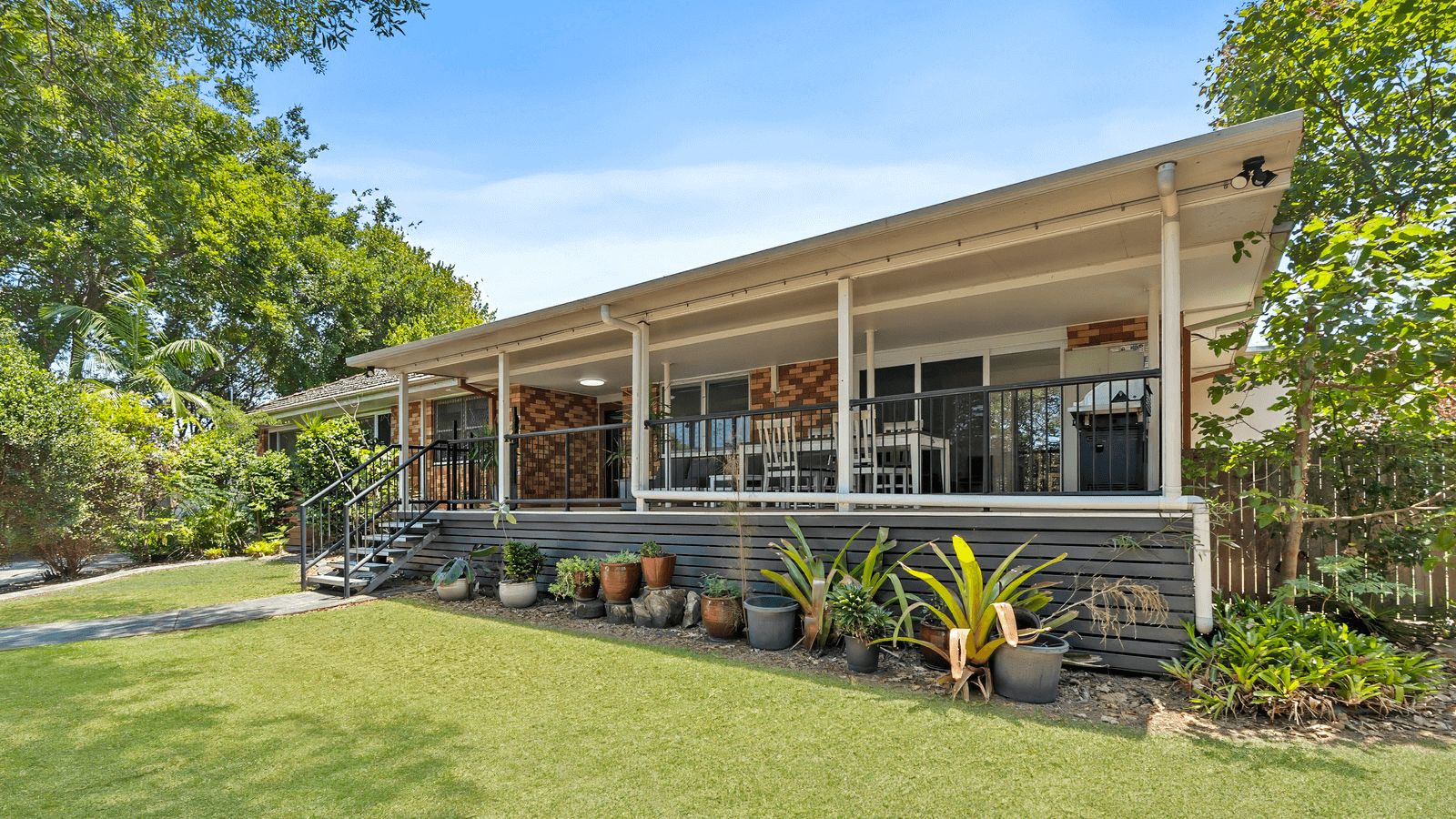 nambour dax40158p-01-l