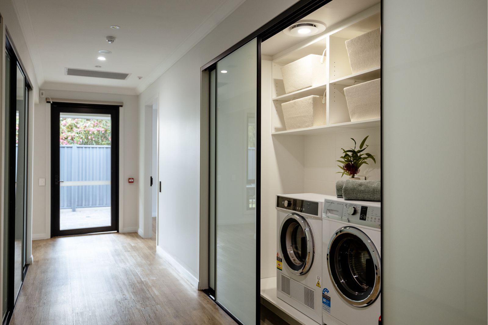 Donegal SA Sana Living SDA 7