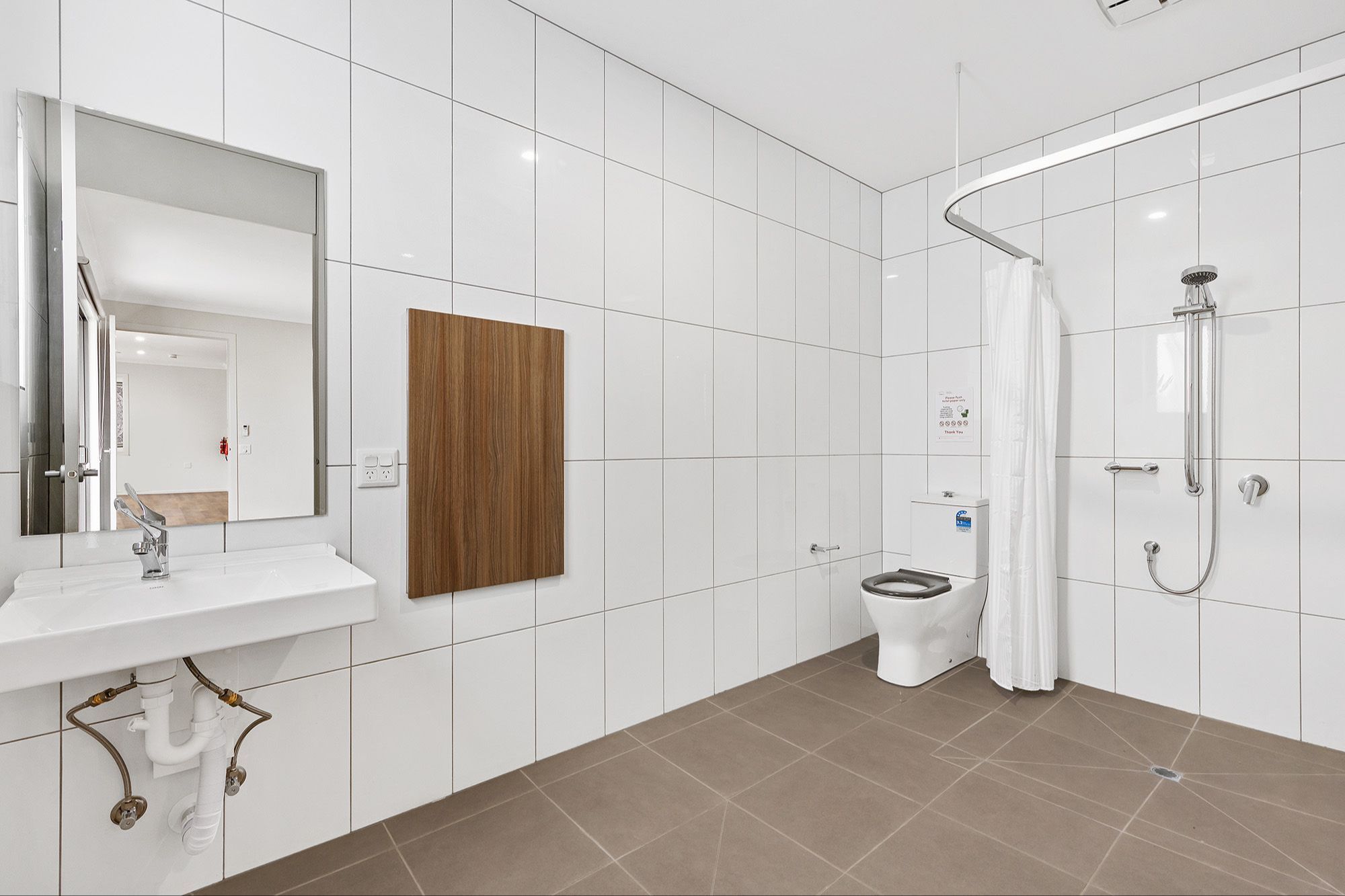 1BR Ensuite