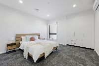 006 Open2view_ID923127-Apartment_8_46_Mortlake_Road